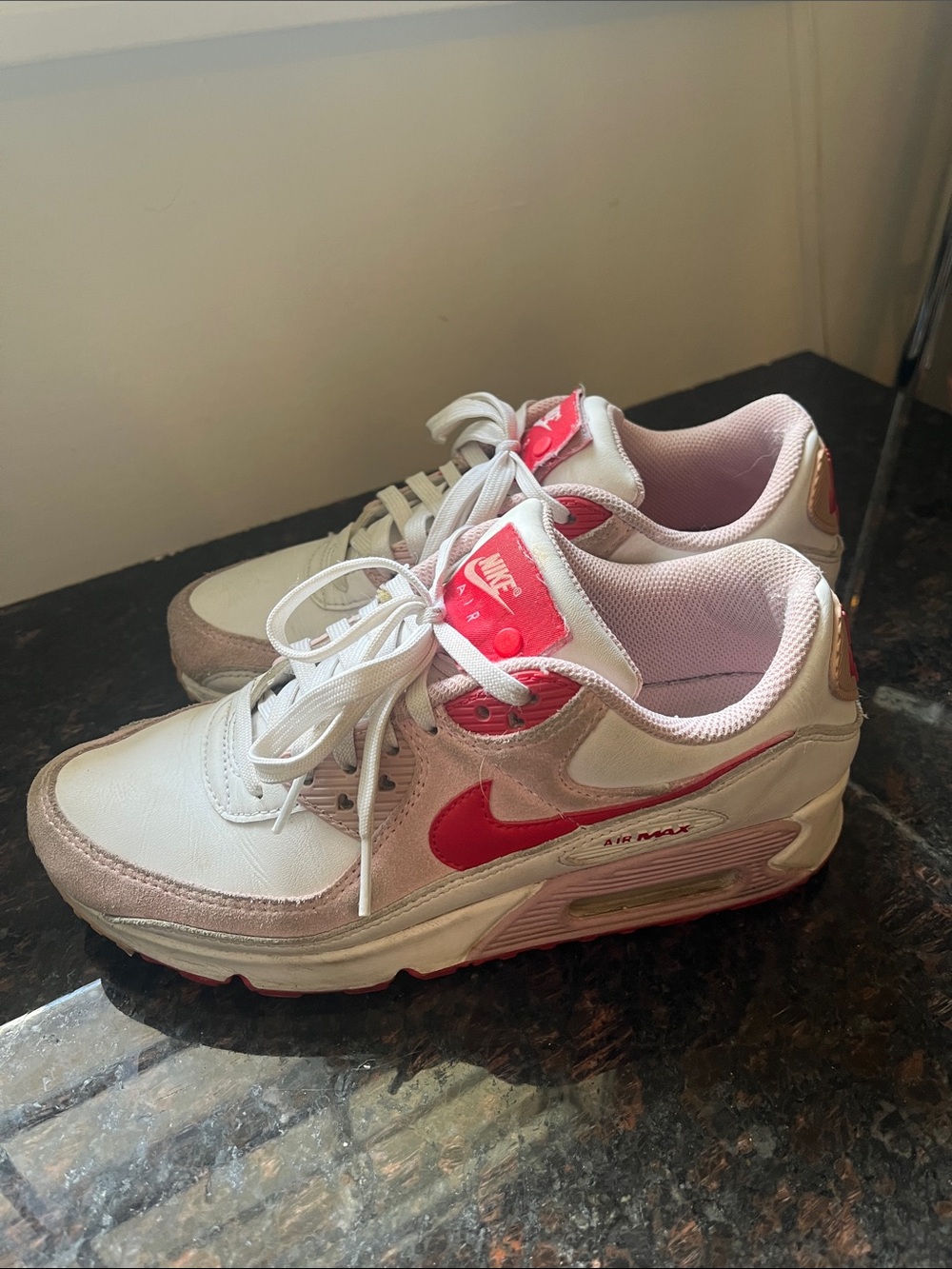 Nike air max Valentine’s Day special edition